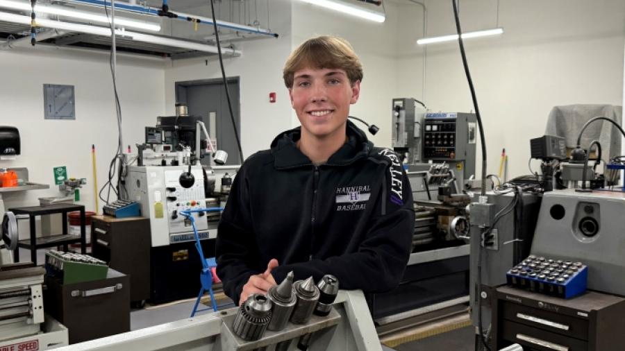 Skylor Kelley is a P-TECH student from Hannibal High School who is studying Mechanical technology on campus. Next year he will complete his high school diploma and OCC associate degree.